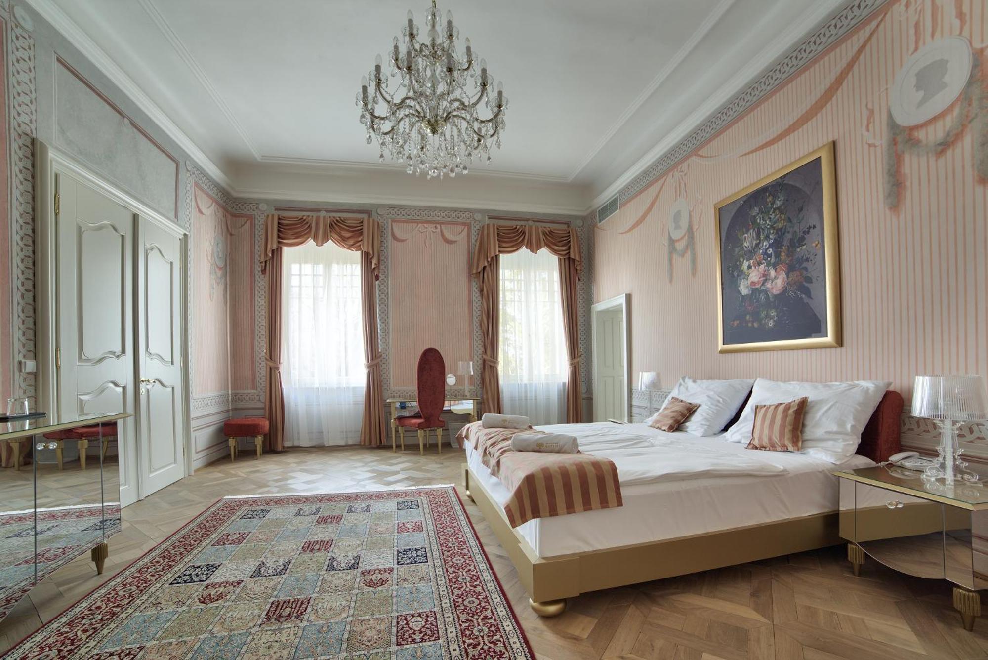 Art Hotel Kastiel Tomášov الغرفة الصورة