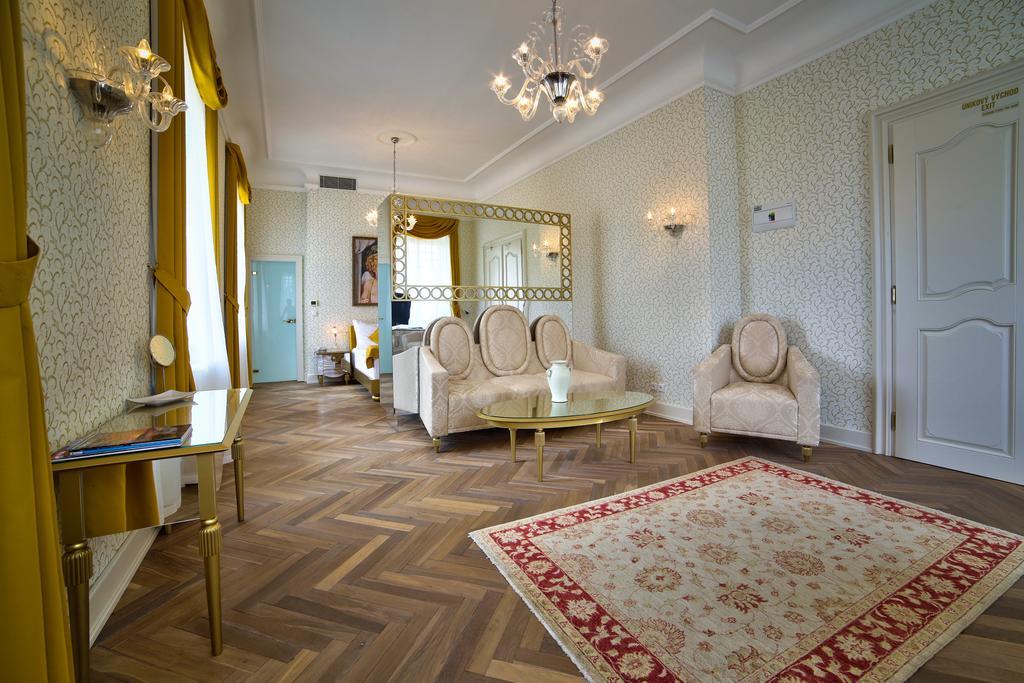 Art Hotel Kastiel Tomášov المظهر الخارجي الصورة