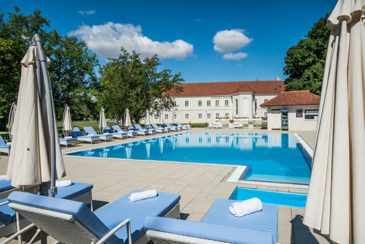 Art Hotel Kastiel Tomášov المظهر الخارجي الصورة