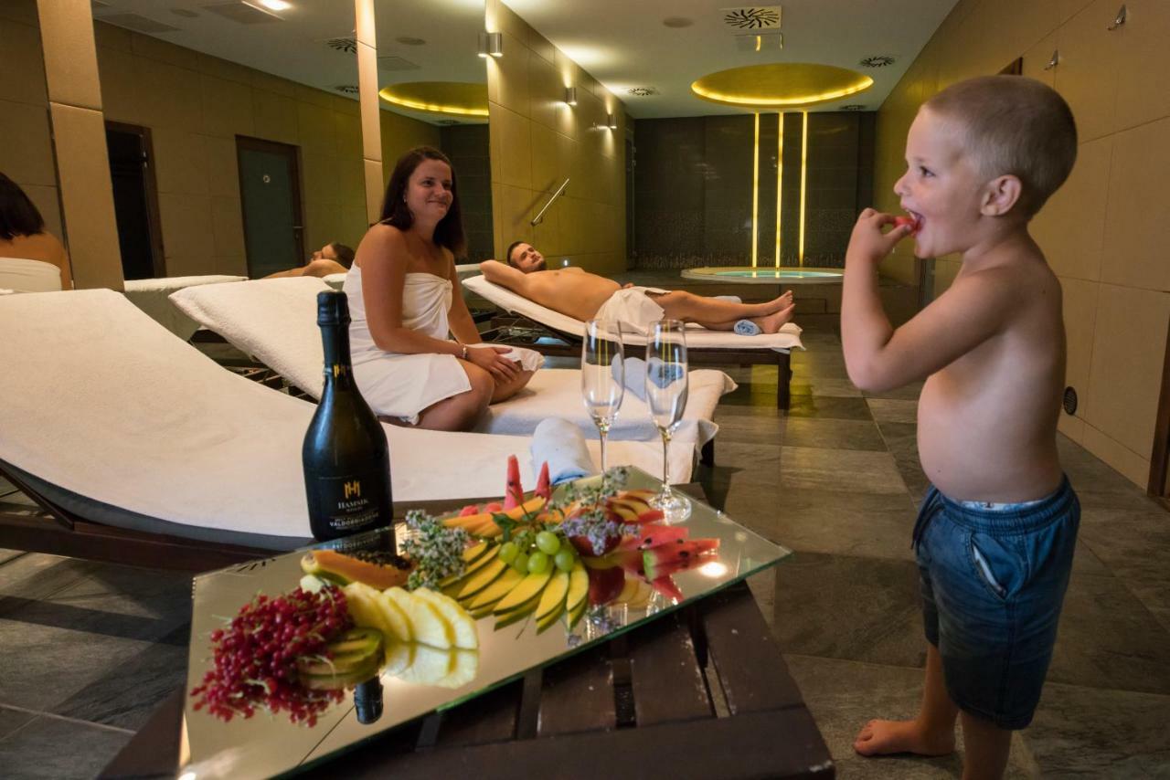 Art Hotel Kastiel Tomášov المظهر الخارجي الصورة